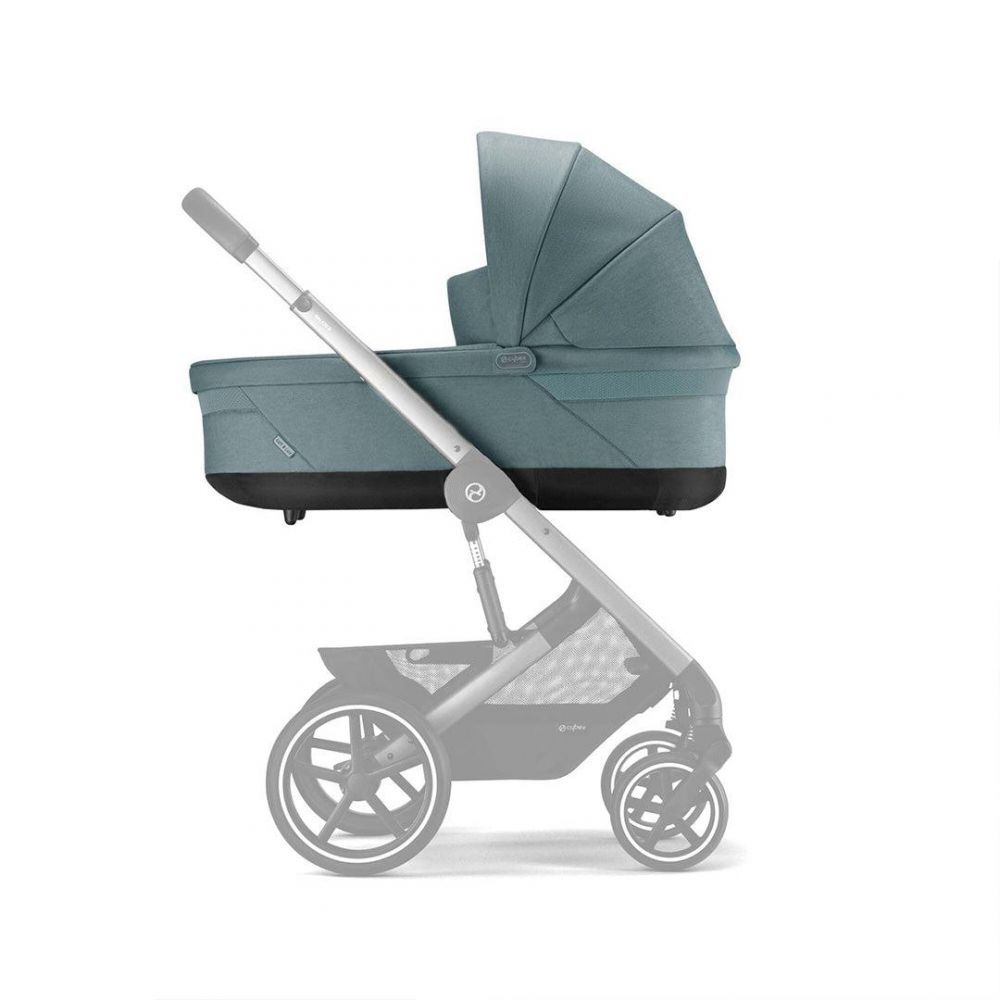 COT S LUX Sky Blue - mid blue shown on the chassis