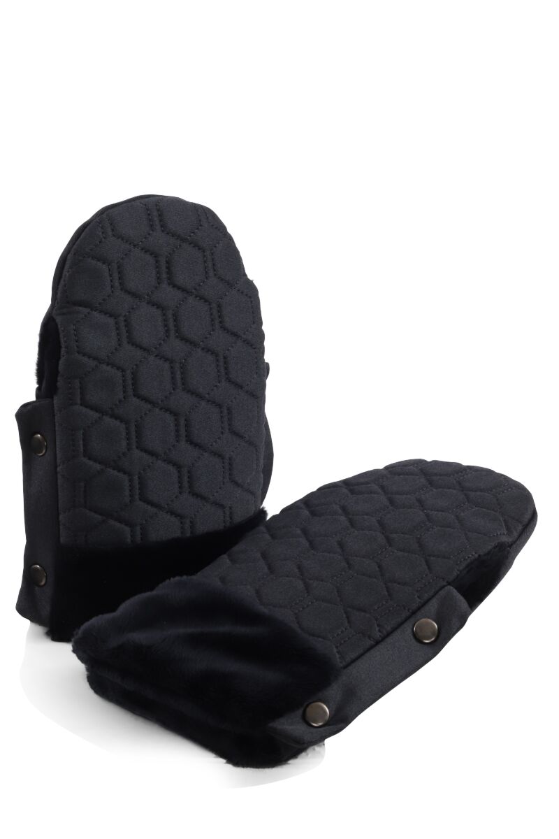Egg handmuffs Carbonite