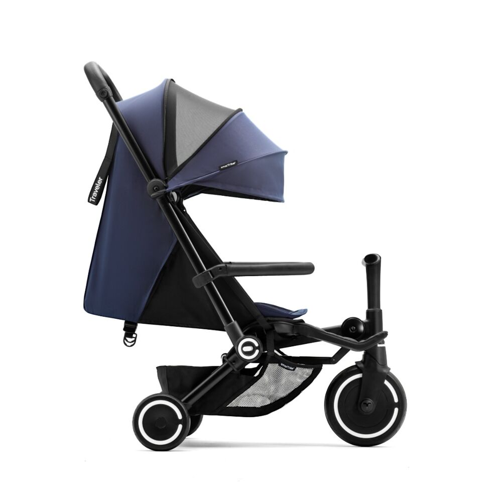 smarTrike Traveler Stroller Midnight Blue in lay flat / fully reclined position