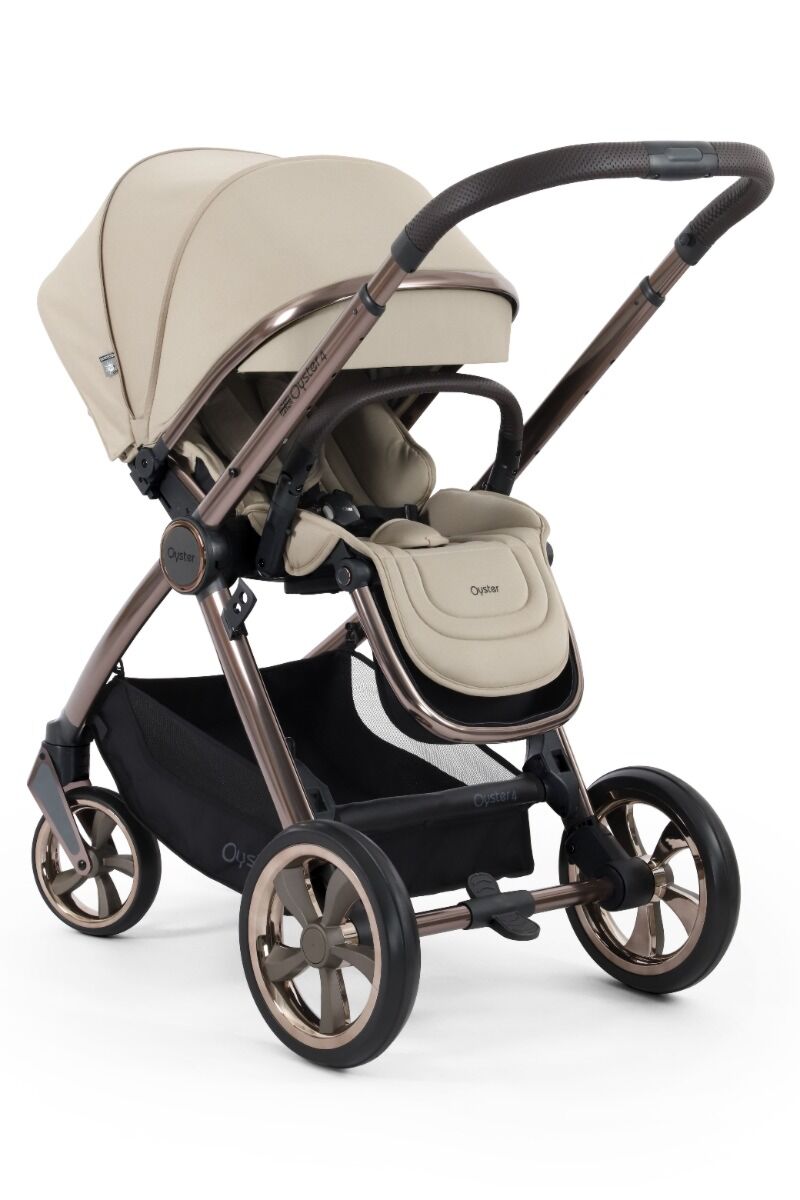 Oyster 4 stroller shown in Buttermilk